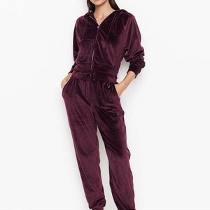 Victoria's Secret Velour Joggers size small